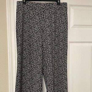 Chico's Travelers Collection Ankle-length Pull-on Pants